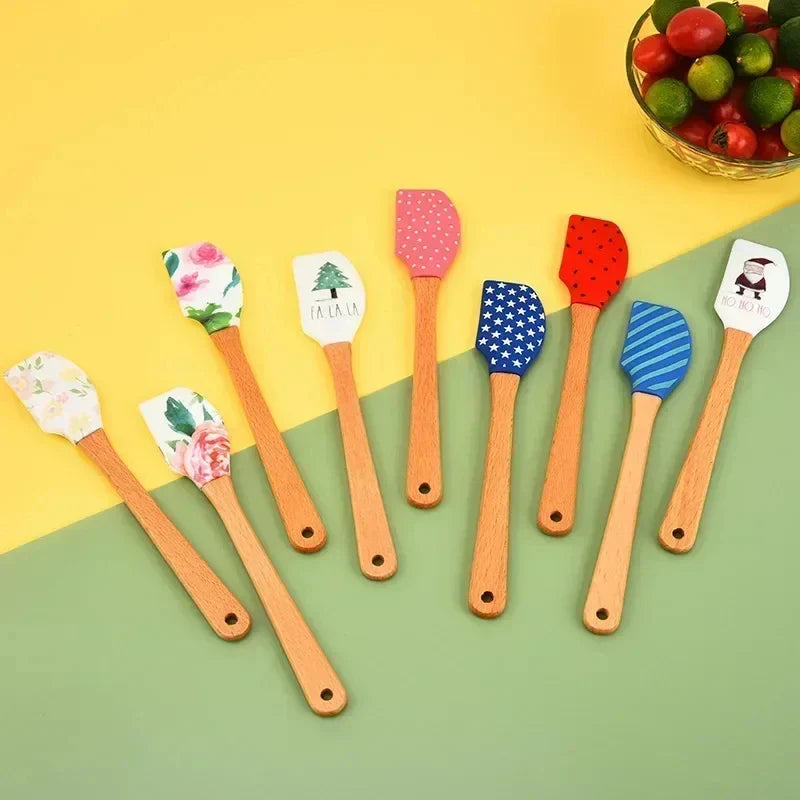 Red Silicone With Wood Handle Chef Spatulas